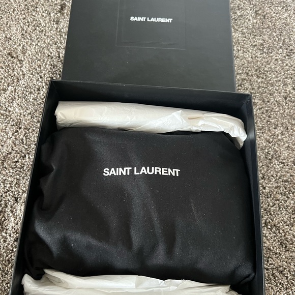 Like New YSL gem crossbody handbag - Picture 3 of 7